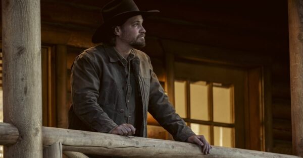 Luke Grimes jako Kayce Dutton v seriálu Marshals