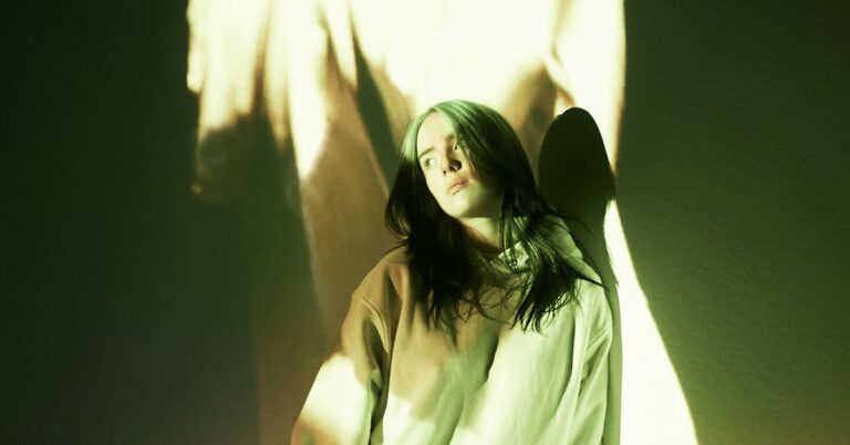 Billie Eilish v dokumentu The World's a Little Blurry