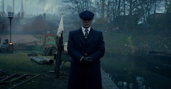 Cillian Murphy jako Tommy Shelby ve filmu Peaky Blinders: The Immortal Man