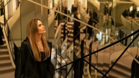 Angelina Jolie ve filmu Couture