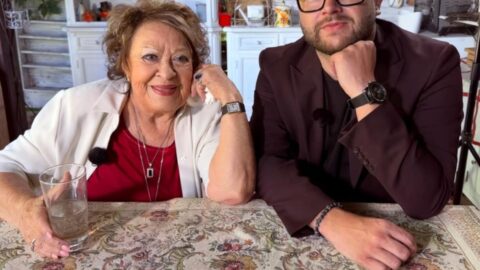 Jiřina Bohdalová s režisérem Michalem Čoudkem při natáčení dokumentu