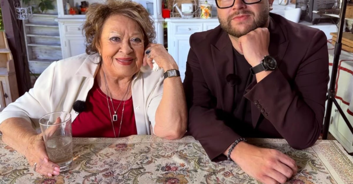 Jiřina Bohdalová s režisérem Michalem Čoudkem při natáčení dokumentu