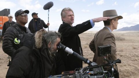 Christopher Nolan při natáčení filmu Oppenheimer s IMAX kamerou