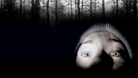 Heather Donahue v ikonické scéně z The Blair Witch Project