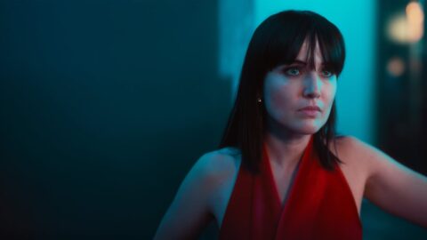 Tereza Ramba v roli Simony Monyové v minisérii Oneplay