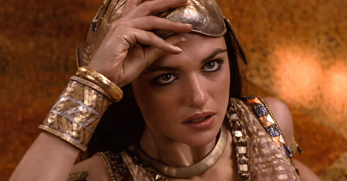 Rachel Weisz jako Evelyn O'Connell v ikonické scéně z filmu Mumie se vrací (2001)