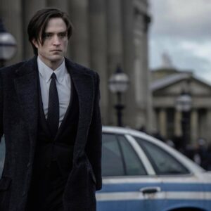 Robert Pattinson jako Bruce Wayne ve filmu The Batman