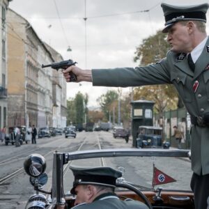 Scéna atentátu na Reinharda Heydricha z filmu Smrtihlav, natáčená v ulicích Budapešti