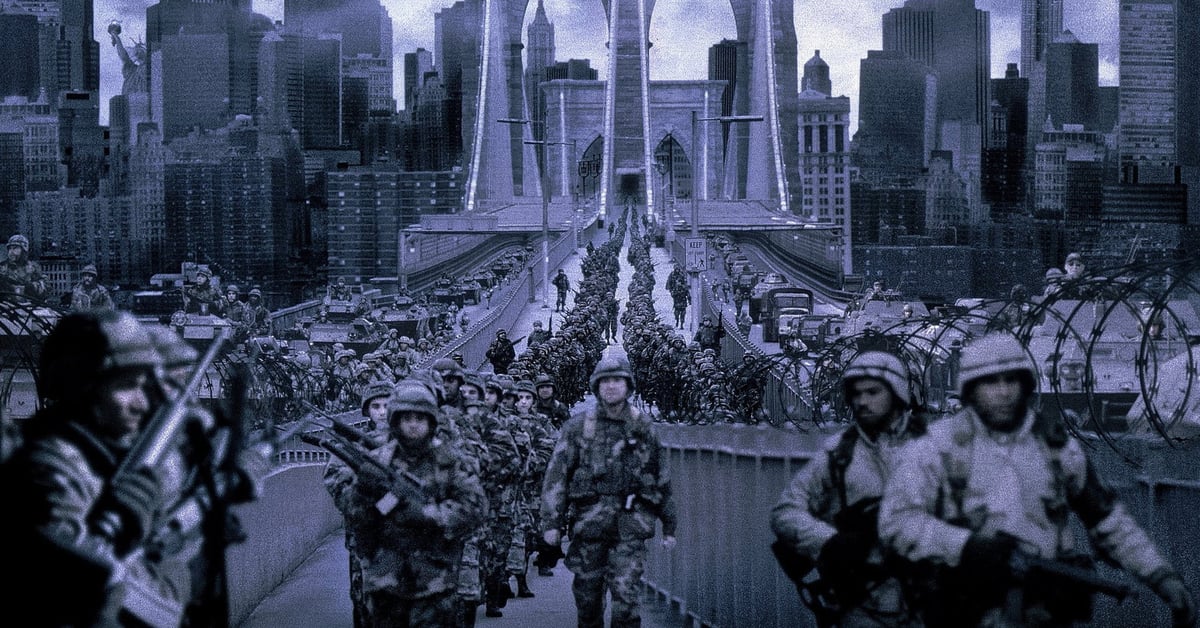 Vojáci s puškami pochodují přes Brooklynský most v New Yorku, záběr z filmu Stav obležení (1998)